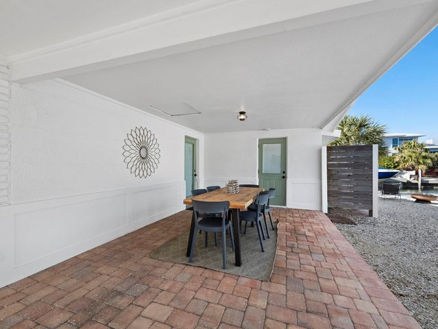 691 TARAWITT DRIVE, Longboat Key, FL 34228