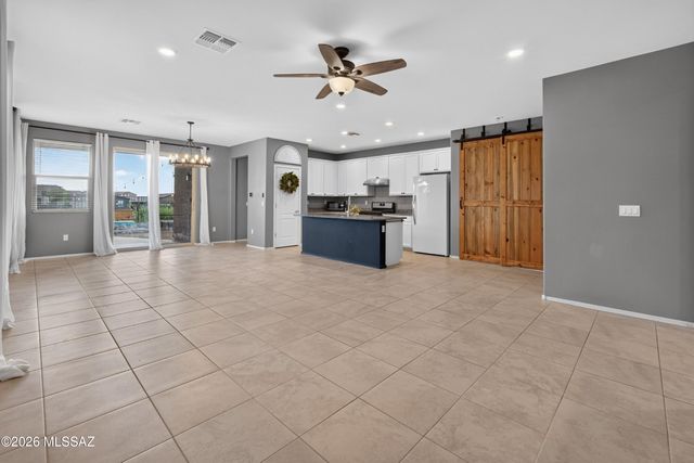 17154 S Emerald Vista Drive, Vail, AZ 85641