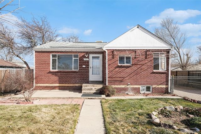 8110 Ivy Street, Commerce City, CO 80024