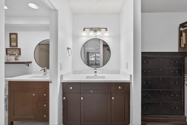 101 Brackenwood Road, Palm Beach Gardens, FL 33418