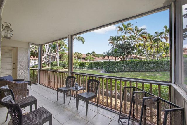 101 Brackenwood Road, Palm Beach Gardens, FL 33418