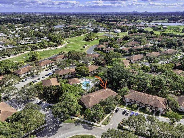 101 Brackenwood Road, Palm Beach Gardens, FL 33418