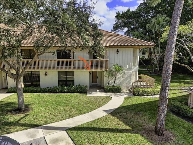 101 Brackenwood Road, Palm Beach Gardens, FL 33418