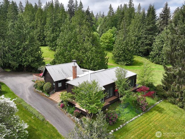 961 Sandy Point Road, Langley, WA 98260