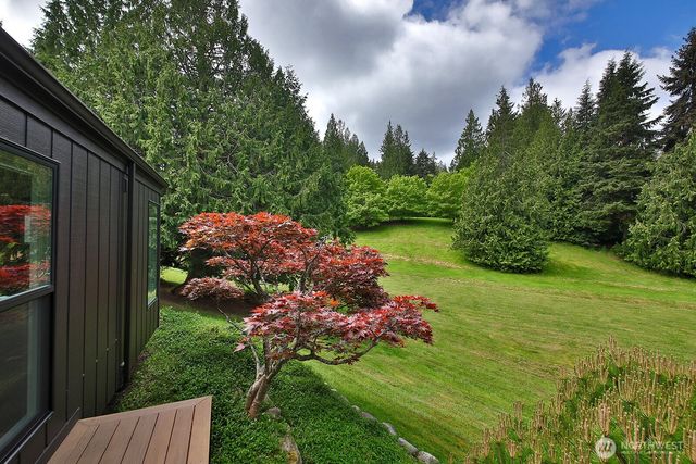 961 Sandy Point Road, Langley, WA 98260