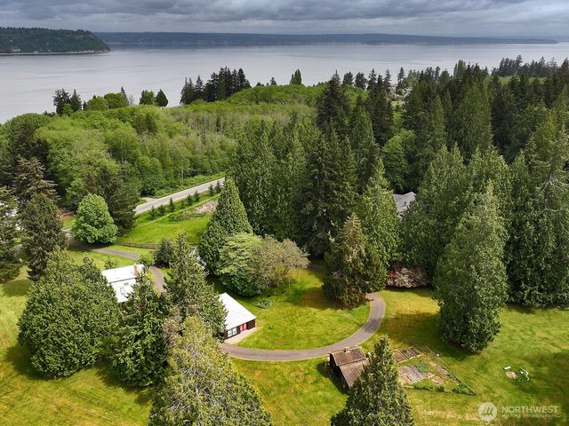 961 Sandy Point Road, Langley, WA 98260