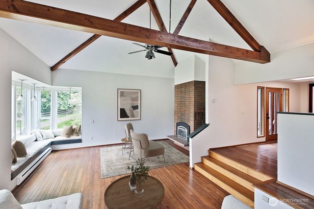 961 Sandy Point Road, Langley, WA 98260