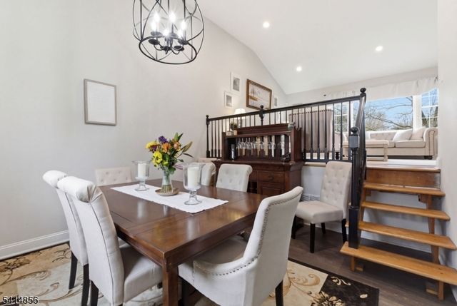 61 Queen Anne Dr, Bernards Twp., NJ 07920