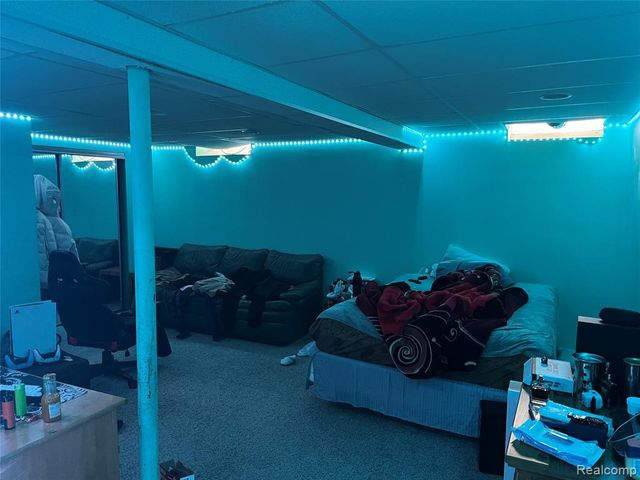 33558 Ashton Dr, Sterling Heights, MI 48312