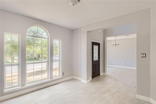 1420 Quicksilver CIR, Round Rock, TX 78665