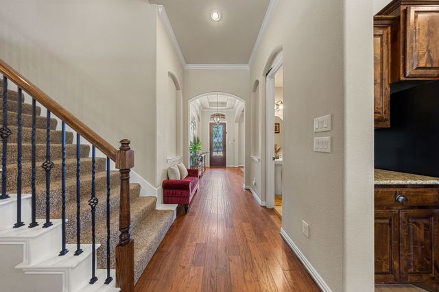 9902 Clubhouse Circle, Rowlett, TX 75089