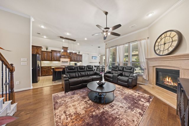 9902 Clubhouse Circle, Rowlett, TX 75089