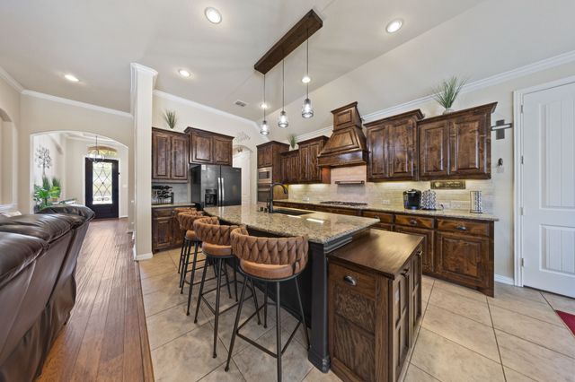9902 Clubhouse Circle, Rowlett, TX 75089