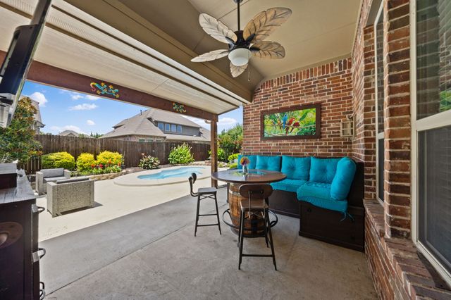 9902 Clubhouse Circle, Rowlett, TX 75089
