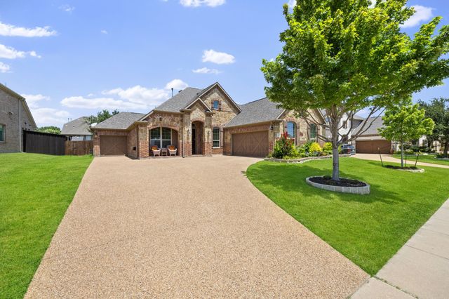 9902 Clubhouse Circle, Rowlett, TX 75089
