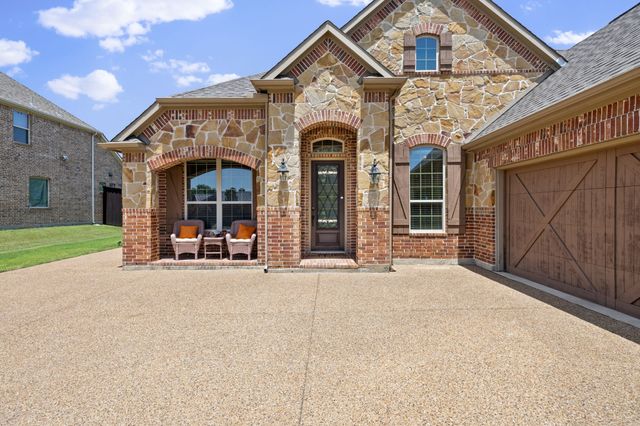 9902 Clubhouse Circle, Rowlett, TX 75089