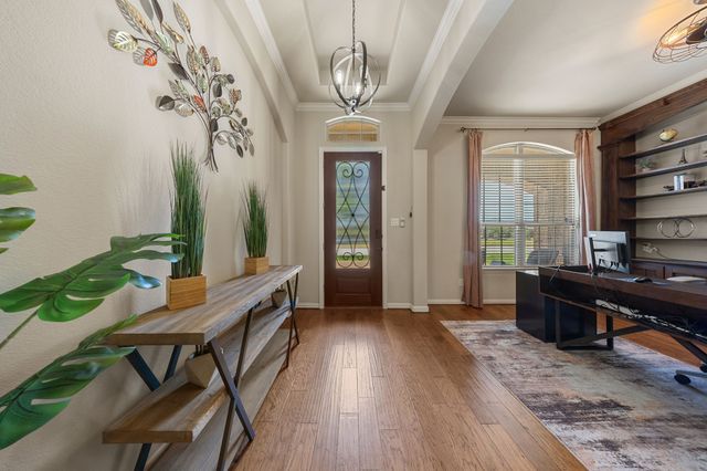 9902 Clubhouse Circle, Rowlett, TX 75089