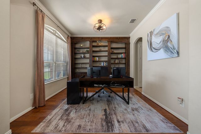 9902 Clubhouse Circle, Rowlett, TX 75089