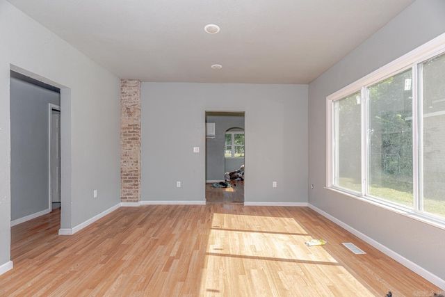 1322 W Huntington Ave, Jonesboro, AR 72401