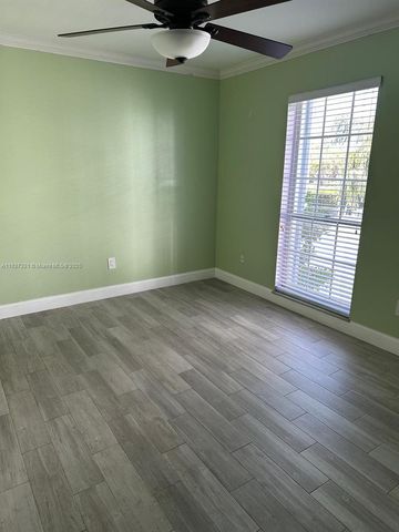 661 N University Dr 1-201, Pembroke Pines, FL 33024