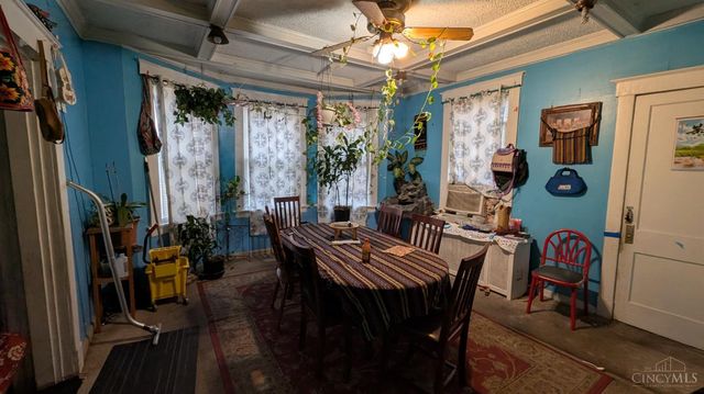 4758 Glenway Avenue, Cincinnati, OH 45238