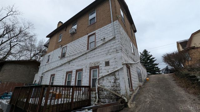 4758 Glenway Avenue, Cincinnati, OH 45238