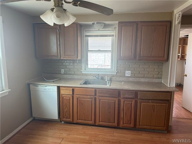 1288 Sisson Drive, North Tonawanda, NY 14120