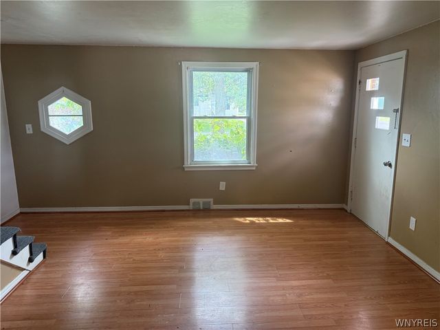 1288 Sisson Drive, North Tonawanda, NY 14120