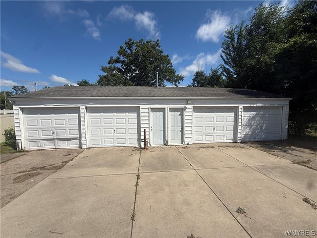 1288 Sisson Drive, North Tonawanda, NY 14120