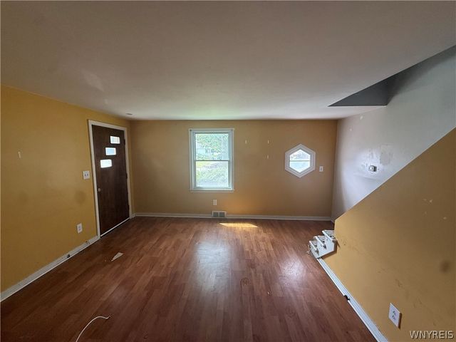 1288 Sisson Drive, North Tonawanda, NY 14120