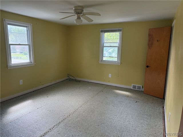 1288 Sisson Drive, North Tonawanda, NY 14120
