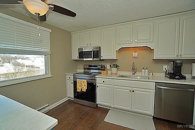 514 Wurlitzer Drive, North Tonawanda, NY 14120