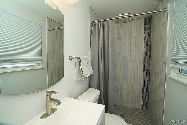 514 Wurlitzer Drive, North Tonawanda, NY 14120