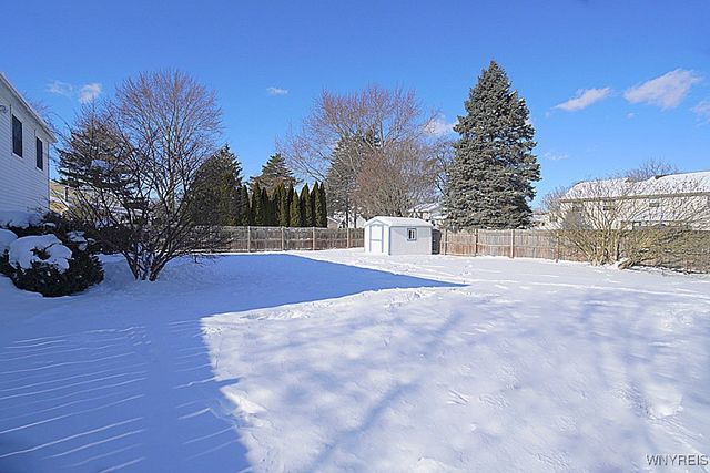 514 Wurlitzer Drive, North Tonawanda, NY 14120
