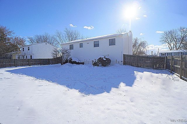 514 Wurlitzer Drive, North Tonawanda, NY 14120