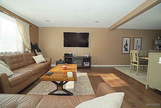 514 Wurlitzer Drive, North Tonawanda, NY 14120