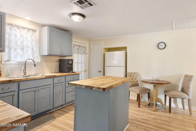 10808 Clarise Drive, Abbeville, LA 70510