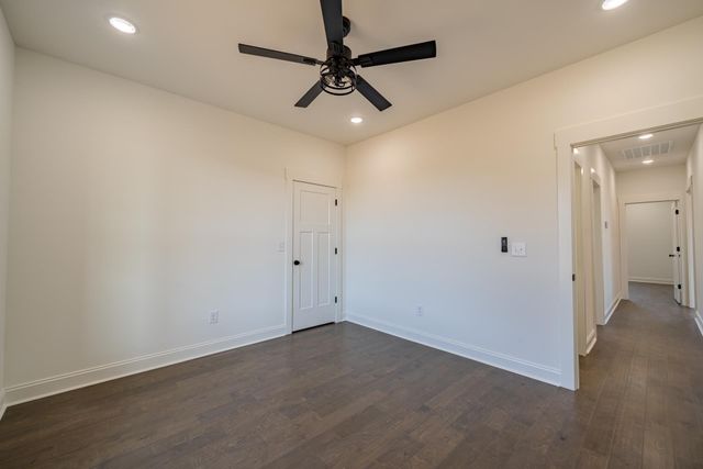 130 BELVEDERE CIR, Savannah, TN 38372