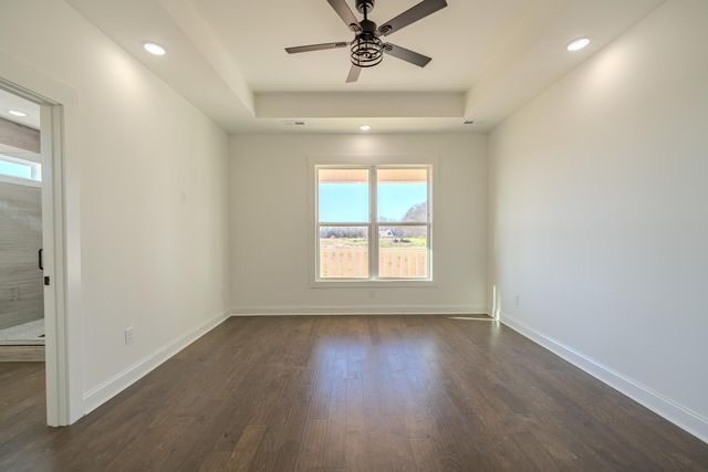 130 BELVEDERE CIR, Savannah, TN 38372