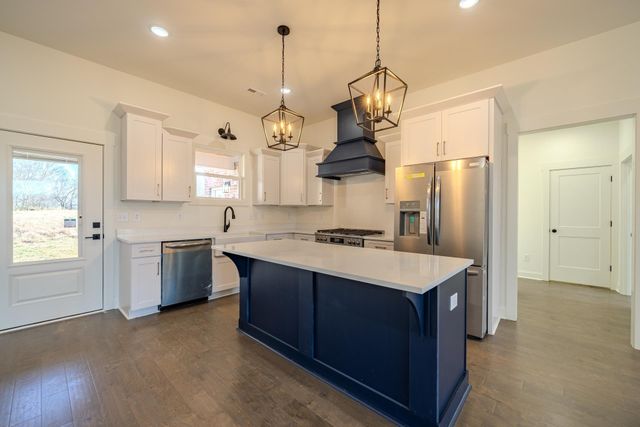 130 BELVEDERE CIR, Savannah, TN 38372