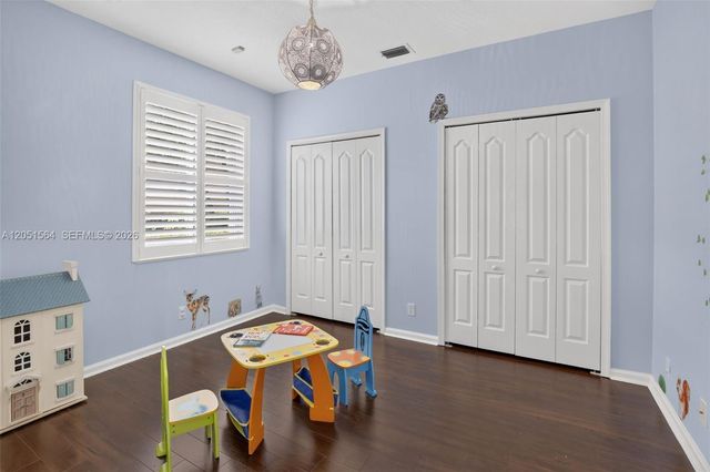 1164 Ginger Circle, Weston, FL 33326