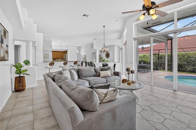 1164 Ginger Circle, Weston, FL 33326