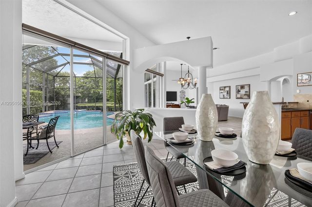 1164 Ginger Circle, Weston, FL 33326