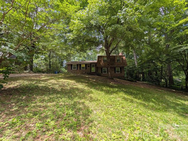 215 Swamp Fox Drive, Fort Mill, SC 29715