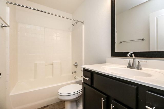 92 E Catclaw Street, Gilbert, AZ 85296