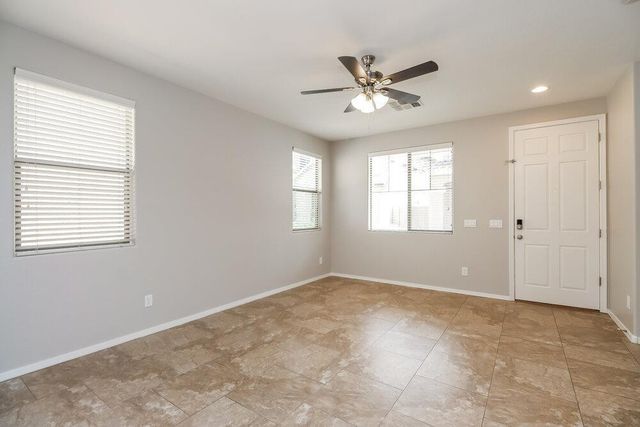 92 E Catclaw Street, Gilbert, AZ 85296