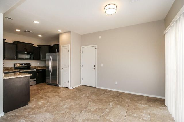 92 E Catclaw Street, Gilbert, AZ 85296