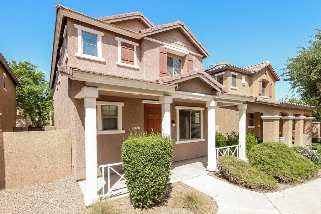 92 E Catclaw Street, Gilbert, AZ 85296