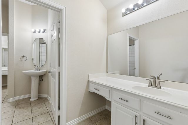 1029 Brentwood Drive, Murphy, TX 75094