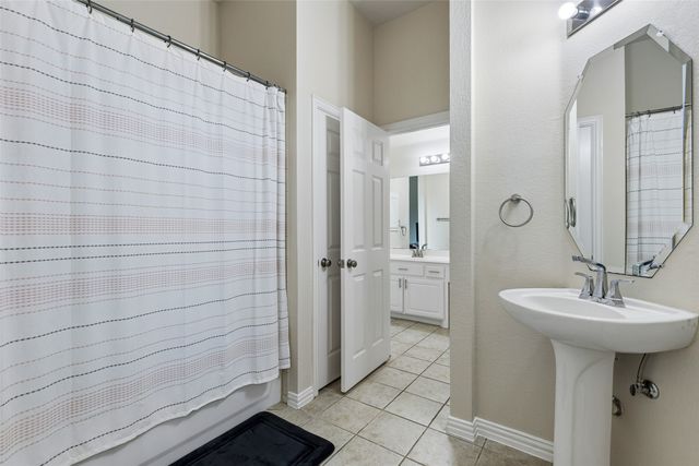 1029 Brentwood Drive, Murphy, TX 75094